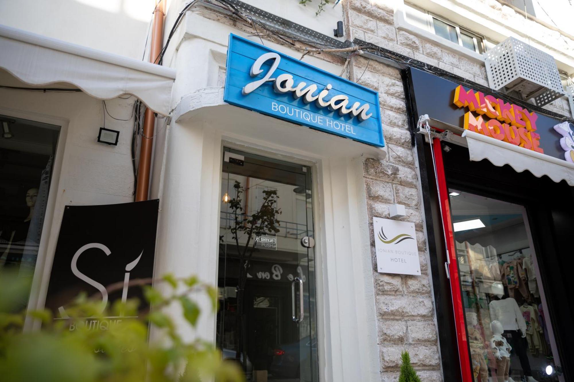 Jonian Boutique Hotel Саранда Экстерьер фото