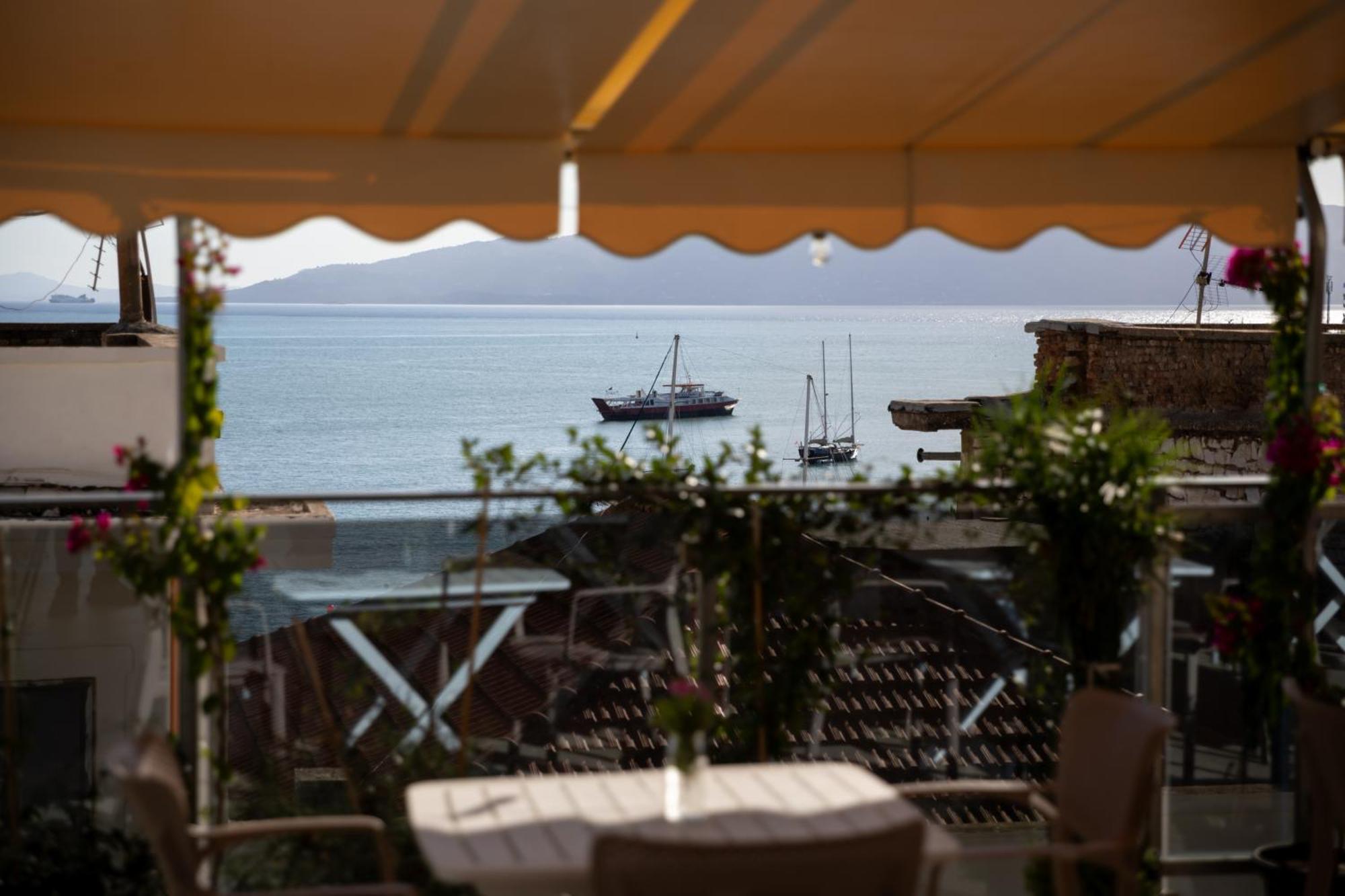 Jonian Boutique Hotel Саранда Экстерьер фото
