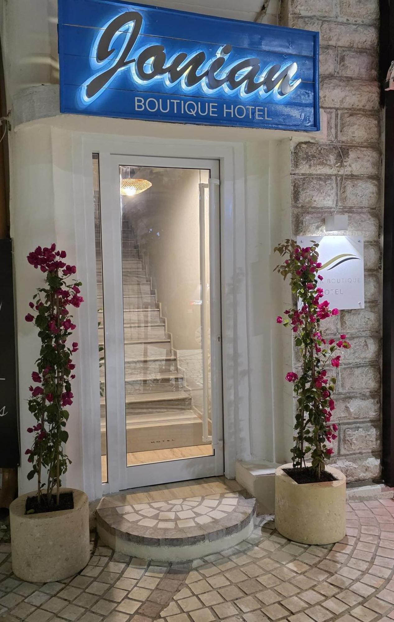 Jonian Boutique Hotel Саранда Экстерьер фото
