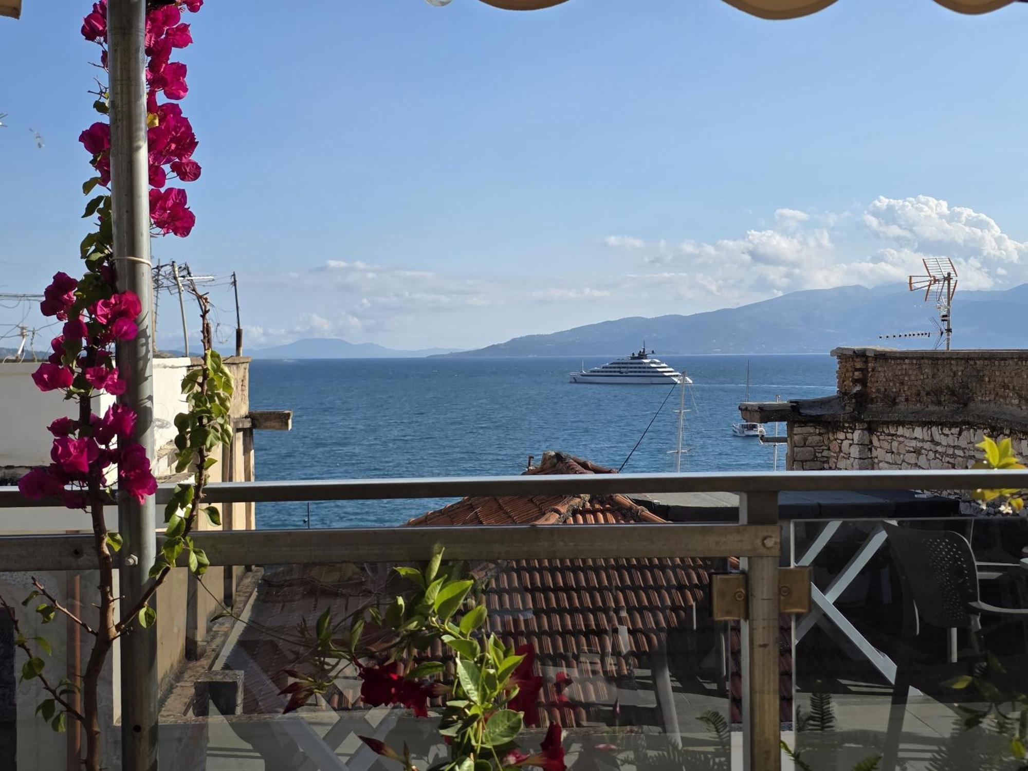Jonian Boutique Hotel Саранда Экстерьер фото